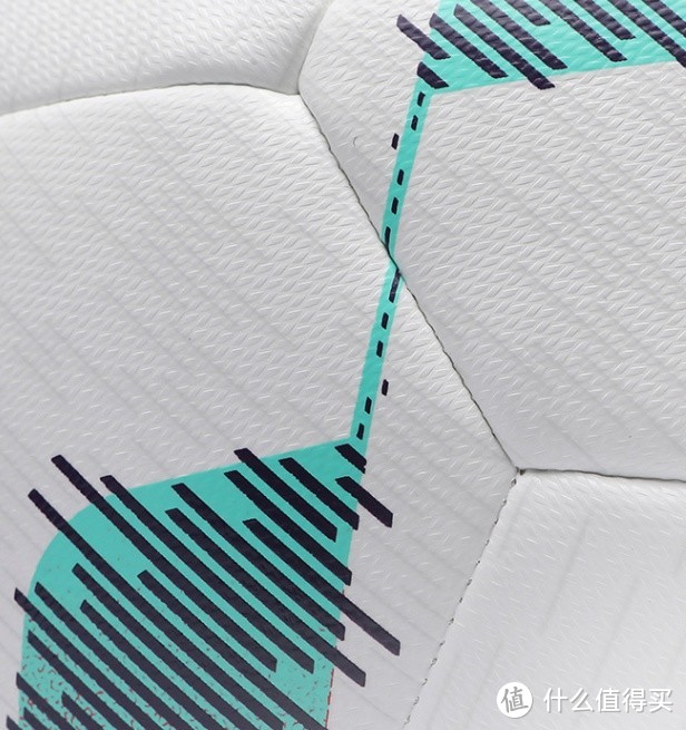 轻盈舒适,适合青少年的轻量化足球—迪卡侬 5号足球 KIPSTA F100 5号球